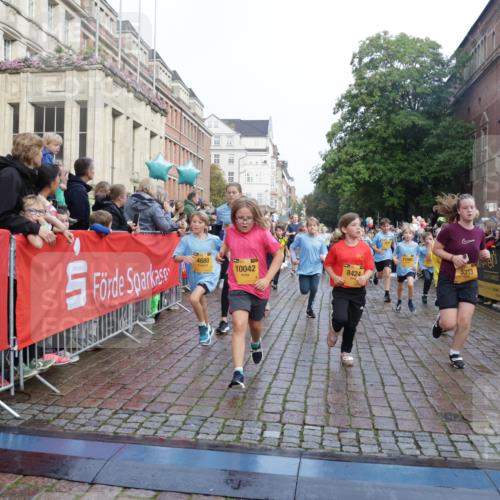 13.09.2026 - Kiel Lauf Yannick Fuchs http://msf.ph/oto/10282669 13.09.2026 08:56:34 Ziel 26, 582, 758, 1137, 1285, 1950, 2719, 3078, 3520, 3930, 4127, 4128, 4188, 4537, 4617, 5315, 6449, 7865, 7866, 8160, 8719, 8785, 9021, 9626, 10091, 10612, 10939, 11795, 12032, 74, 76, 234, 407, 470, 669, 759, 808, 1009, 1126, 1346, 1444, 1581, 2143, 2173, 2197, 2497, 2640, 2685, 2719, 3179, 3350, 3409, 3454, 3750, 4023, 4165, 5012, 5259, 5687, 5759, 6003, 6212, 6232, 7390, 9374, 482, 653, 1222, 2479, 2543, 5781 meine-sportfotos.de
