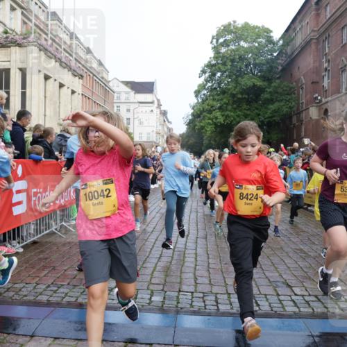 13.09.2026 - Kiel Lauf Yannick Fuchs http://msf.ph/oto/10282689 13.09.2026 08:56:34 Ziel 26, 582, 758, 1137, 1285, 1950, 2719, 3078, 3520, 3930, 4127, 4128, 4188, 4537, 4617, 5315, 6449, 7865, 7866, 8160, 8719, 8785, 9021, 9626, 10091, 10612, 10939, 11795, 12032, 74, 76, 234, 407, 470, 669, 759, 808, 1009, 1126, 1346, 1444, 1581, 2143, 2173, 2197, 2497, 2640, 2685, 2719, 3179, 3350, 3409, 3454, 3750, 4023, 4165, 5012, 5259, 5687, 5759, 6003, 6212, 6232, 7390, 9374, 482, 653, 1222, 2479, 2543, 5781 meine-sportfotos.de