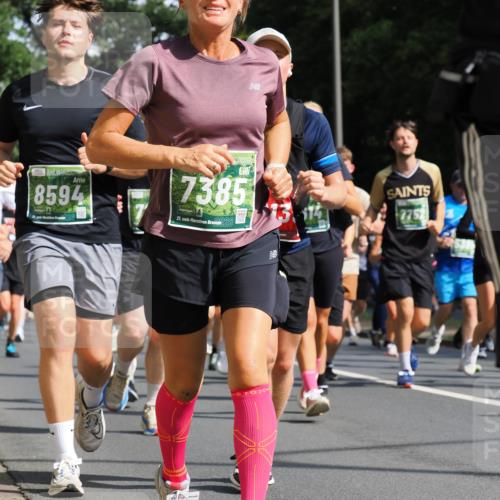 13.09.2026 - 21. swb-Marathon Bremen TobiasT http://msf.ph/oto/10282706 13.09.2026 12:02:38 Laufen 8594, 21, 26, 7385, 21, 26 meine-sportfotos.de