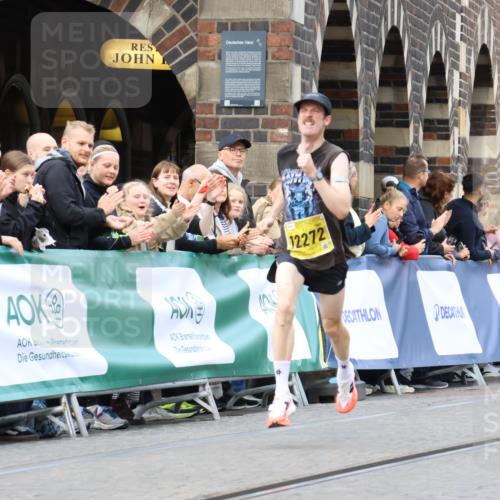13.09.2026 - 21. swb-Marathon Bremen Strokosch-Dieckow http://msf.ph/oto/10282818 13.09.2026 10:28:31 Ziel 12272, 13501, 13515, 13567, 13593 meine-sportfotos.de