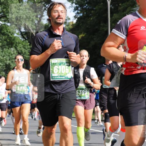 13.09.2026 - 21. swb-Marathon Bremen TobiasT http://msf.ph/oto/10282827 13.09.2026 12:03:02 Laufen 3870, 6105, 8744, 21, 2026, 5398 meine-sportfotos.de