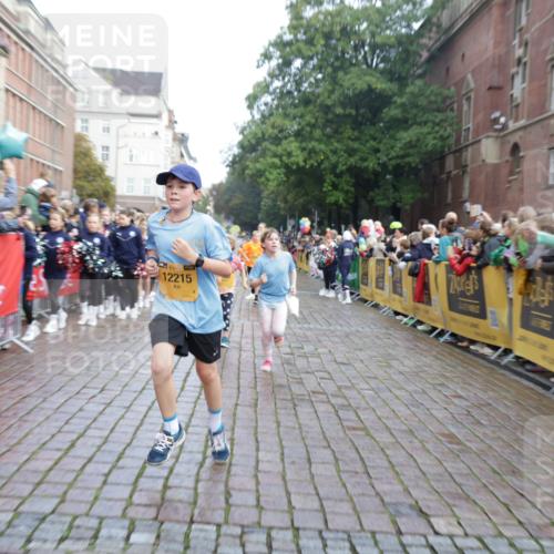 13.09.2026 - Kiel Lauf Yannick Fuchs http://msf.ph/oto/10282854 13.09.2026 08:56:48 Ziel 139, 482, 653, 899, 1222, 1285, 1340, 1544, 2478, 2479, 2543, 3303, 3520, 3740, 4136, 4188, 4228, 4558, 4680, 4901, 4925, 5097, 5180, 5223, 5333, 5597, 6903, 7927, 8094, 8270, 8424, 8785, 9156, 9176, 9292, 9307, 9562, 9826, 10042, 10213, 10603, 11627, 11978, 11986, 12154, 12220, 12333, 12700, 26, 407, 470, 582, 758, 759, 1009, 1137, 1346, 1950, 2173, 2497, 2640, 2685, 2719, 3078, 3520, 3750, 3930, 4023, 4127, 4128, 4165, 4188, 5687, 6003, 81, 3034, 3179, 6232, 7489 meine-sportfotos.de