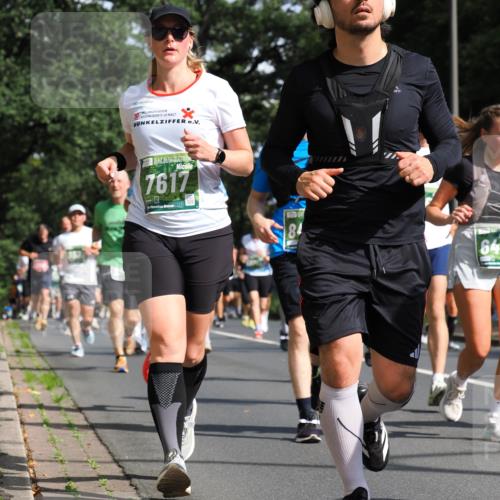 13.09.2026 - 21. swb-Marathon Bremen TobiasT http://msf.ph/oto/10282855 13.09.2026 12:03:05 Laufen 30, 7617, 26, 64 meine-sportfotos.de