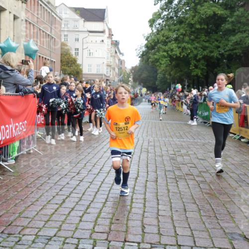 13.09.2026 - Kiel Lauf Yannick Fuchs http://msf.ph/oto/10282895 13.09.2026 08:56:54 Ziel 81, 482, 653, 1222, 2479, 2543, 3034, 3161, 3303, 3305, 3740, 4136, 4558, 4680, 4901, 4925, 5223, 5333, 6361, 6807, 6903, 7559, 7927, 8094, 8270, 8424, 9156, 9292, 9307, 9564, 9826, 9940, 10042, 10213, 10603, 11423, 11627, 11978, 11986, 12062, 12154, 12333, 12350, 12522, 12700, 26, 139, 407, 470, 582, 758, 759, 899, 1009, 1137, 1285, 1340, 1544, 1950, 2173, 2478, 2719, 3078, 3303, 3520, 3740, 3750, 3930, 4023, 4127, 4128, 4136, 4188, 4228, 5597, 8270, 9562, 10213, 11627 meine-sportfotos.de