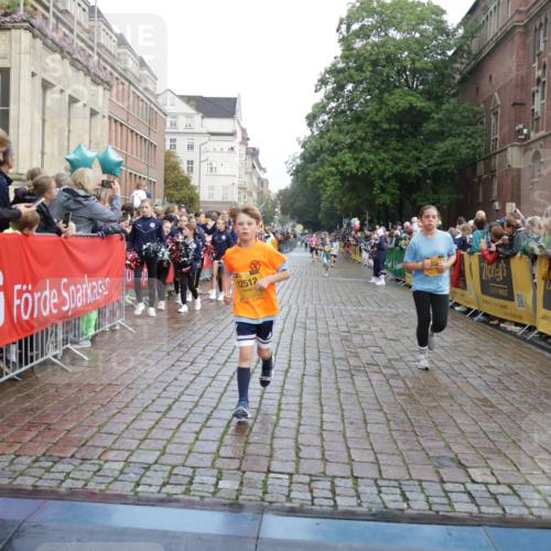 13.09.2026 - Kiel Lauf Yannick Fuchs http://msf.ph/oto/10282899 13.09.2026 08:56:54 Ziel 81, 482, 653, 1222, 2479, 2543, 3034, 3161, 3303, 3305, 3740, 4136, 4558, 4680, 4901, 4925, 5223, 5333, 6361, 6807, 6903, 7559, 7927, 8094, 8270, 8424, 9156, 9292, 9307, 9564, 9826, 9940, 10042, 10213, 10603, 11423, 11627, 11978, 11986, 12062, 12154, 12333, 12350, 12522, 12700, 26, 139, 407, 470, 582, 758, 759, 899, 1009, 1137, 1285, 1340, 1544, 1950, 2173, 2478, 2719, 3078, 3303, 3520, 3740, 3750, 3930, 4023, 4127, 4128, 4136, 4188, 4228, 5597, 8270, 9562, 10213, 11627 meine-sportfotos.de