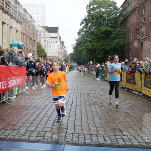13.09.2026 - Kiel Lauf Yannick Fuchs http://msf.ph/oto/10282904 13.09.2026 08:56:54 Ziel 81, 482, 653, 1222, 2479, 2543, 3034, 3161, 3303, 3305, 3740, 4136, 4558, 4680, 4901, 4925, 5223, 5333, 6361, 6807, 6903, 7559, 7927, 8094, 8270, 8424, 9156, 9292, 9307, 9564, 9826, 9940, 10042, 10213, 10603, 11423, 11627, 11978, 11986, 12062, 12154, 12333, 12350, 12522, 12700, 26, 139, 407, 470, 582, 758, 759, 899, 1009, 1137, 1285, 1340, 1544, 1950, 2173, 2478, 2719, 3078, 3303, 3520, 3740, 3750, 3930, 4023, 4127, 4128, 4136, 4188, 4228, 5597, 8270, 9562, 10213, 11627 meine-sportfotos.de
