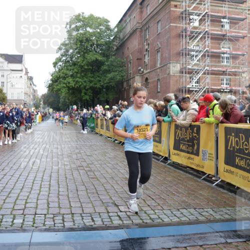 13.09.2026 - Kiel Lauf Yannick Fuchs http://msf.ph/oto/10282922 13.09.2026 08:56:56 Ziel 81, 482, 653, 1222, 2384, 2479, 2543, 3034, 3161, 3305, 4558, 4680, 4901, 4908, 4925, 5223, 5333, 6361, 6807, 6903, 7559, 7752, 7927, 8094, 8424, 9156, 9292, 9307, 9564, 9826, 9940, 10042, 10603, 11423, 11495, 11986, 12062, 12154, 12333, 12350, 12522, 26, 139, 407, 470, 582, 758, 759, 899, 1009, 1137, 1285, 1340, 1544, 1950, 2173, 2478, 2719, 3078, 3303, 3520, 3740, 3930, 4127, 4128, 4136, 4188, 4228, 5597, 8270, 9292, 9562, 10213, 11627, 470 meine-sportfotos.de