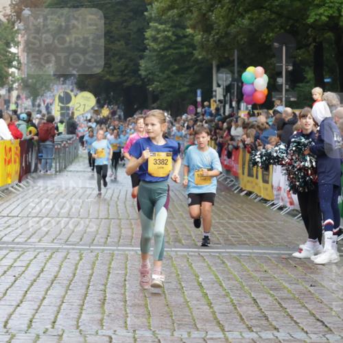 13.09.2026 - Kiel Lauf Yannick Fuchs http://msf.ph/oto/10282931 13.09.2026 08:56:57 Ziel 81, 482, 653, 1222, 2384, 2479, 2543, 3034, 3161, 3305, 4558, 4680, 4901, 4908, 4925, 5223, 5333, 6361, 6807, 6903, 7559, 7752, 7927, 8094, 8424, 9156, 9307, 9564, 9826, 9940, 10042, 10603, 11423, 11495, 11558, 11986, 12062, 12154, 12350, 12455, 12522, 26, 139, 407, 470, 582, 758, 759, 899, 1009, 1137, 1285, 1340, 1544, 1950, 2173, 2478, 2719, 3078, 3303, 3520, 3740, 3930, 4127, 4128, 4136, 4188, 4228, 4925, 5597, 8270, 9292, 9562, 10213, 11627, 470 meine-sportfotos.de