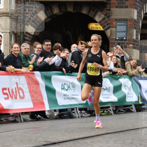 13.09.2026 - 21. swb-Marathon Bremen Strokosch-Dieckow http://msf.ph/oto/10283000 13.09.2026 10:28:48 Ziel 12272, 13515, 13547, 13567, 13635, 13614 meine-sportfotos.de