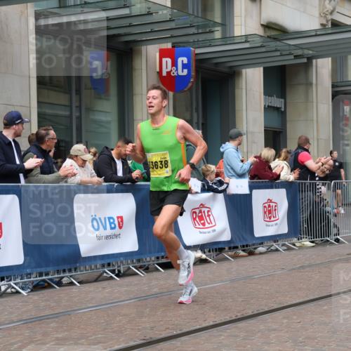 13.09.2026 - 21. swb-Marathon Bremen Strokosch-Dieckow http://msf.ph/oto/10283003 13.09.2026 10:32:23 Ziel 13524, 13550, 13581, 13599, 13622, 13543, 13564, 13582, 13632, 13638, 13639 meine-sportfotos.de