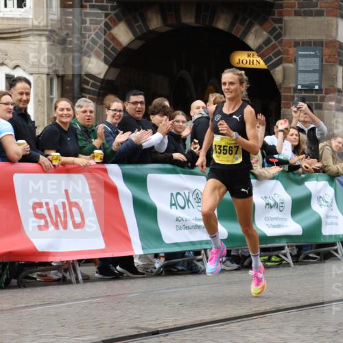 13.09.2026 - 21. swb-Marathon Bremen Strokosch-Dieckow http://msf.ph/oto/10283007 13.09.2026 10:28:48 Ziel 12272, 13515, 13547, 13567, 13635, 13614 meine-sportfotos.de