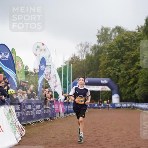 13.09.2026 - Airport Race Dennis Weichert http://msf.ph/oto/10283032 13.09.2026 10:21:47 Ziel 5245, 5300 meine-sportfotos.de