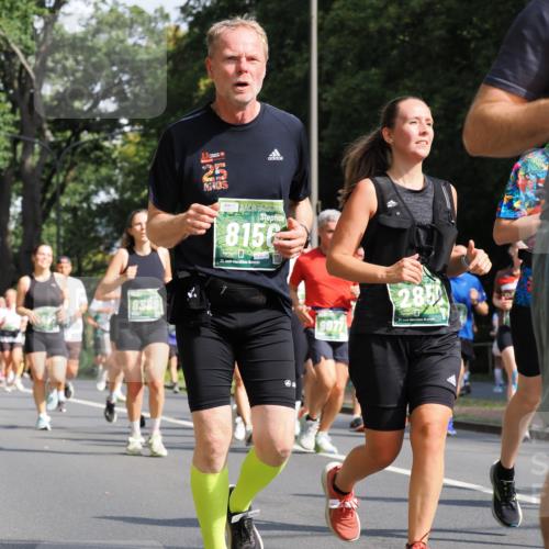 13.09.2026 - 21. swb-Marathon Bremen TobiasT http://msf.ph/oto/10283046 13.09.2026 12:03:36 Laufen 8389, 25, 8156, 21, 9077, 285, 21 meine-sportfotos.de