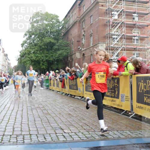 13.09.2026 - Kiel Lauf Yannick Fuchs http://msf.ph/oto/10283053 13.09.2026 08:57:11 Ziel 2384, 3665, 5003, 5340, 5719, 5809, 7752, 8341, 9542, 10321, 11558, 12215, 12455, 12512, 81, 139, 482, 653, 899, 1222, 1285, 1340, 1544, 2384, 2478, 2479, 2543, 3034, 3161, 3303, 3305, 3520, 3740, 4136, 4188, 4228, 4558, 4680, 4901, 4908, 4925, 5223, 5333, 5597, 6361, 6807, 6903, 7559, 7752, 7927, 8094, 8270, 8424, 9156, 9292, 9307, 9562, 9564, 9826, 9940, 10042, 10213, 10603, 11423, 11495, 11627, 11986, 12062, 1546, 1769, 5984, 7715, 1285, 3520, 4188 meine-sportfotos.de