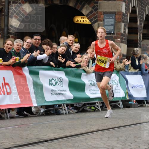13.09.2026 - 21. swb-Marathon Bremen Strokosch-Dieckow http://msf.ph/oto/10283112 13.09.2026 10:28:52 Ziel 13515, 13547, 13567, 13635, 13604, 13614 meine-sportfotos.de