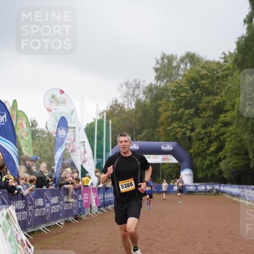 13.09.2026 - Airport Race Dennis Weichert http://msf.ph/oto/10283116 13.09.2026 10:22:03 Ziel 5309, 5368, 5388 meine-sportfotos.de