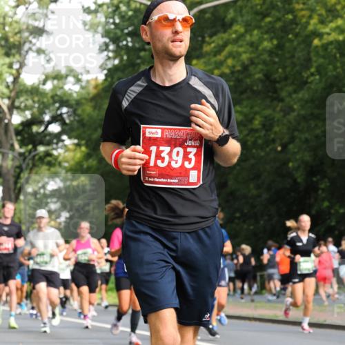 13.09.2026 - 21. swb-Marathon Bremen TobiasT http://msf.ph/oto/10283145 13.09.2026 12:03:53 Laufen 1393, 2026, 21 meine-sportfotos.de