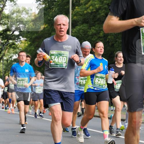 13.09.2026 - 21. swb-Marathon Bremen TobiasT http://msf.ph/oto/10283266 13.09.2026 12:04:20 Laufen 3400, 5698, 21, 26, 2934, 26, 6266 meine-sportfotos.de