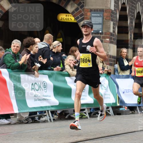 13.09.2026 - 21. swb-Marathon Bremen Strokosch-Dieckow http://msf.ph/oto/10283289 13.09.2026 10:29:17 Ziel 13604, 13614, 13624, 13517, 13542, 13557 meine-sportfotos.de