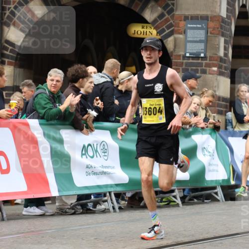 13.09.2026 - 21. swb-Marathon Bremen Strokosch-Dieckow http://msf.ph/oto/10283297 13.09.2026 10:29:17 Ziel 13604, 13614, 13624, 13517, 13542, 13557 meine-sportfotos.de