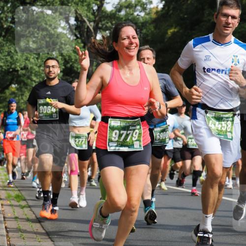 13.09.2026 - 21. swb-Marathon Bremen TobiasT http://msf.ph/oto/10283303 13.09.2026 12:04:26 Laufen 9064, 6277, 9779, 6749, 6900, 4458 meine-sportfotos.de