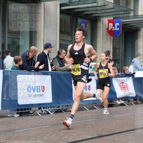 13.09.2026 - 21. swb-Marathon Bremen Strokosch-Dieckow http://msf.ph/oto/10283334 13.09.2026 10:33:35 Ziel 10797, 12459, 13530, 13541, 10366, 10475, 11059, 11481, 11652, 13530 meine-sportfotos.de