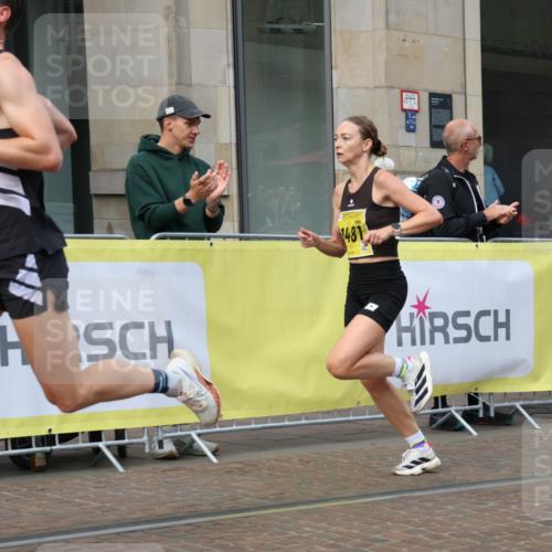 13.09.2026 - 21. swb-Marathon Bremen Strokosch-Dieckow http://msf.ph/oto/10283350 13.09.2026 10:33:37 Ziel 10797, 13541, 10366, 10475, 11059, 11481, 11652, 12459, 13530 meine-sportfotos.de
