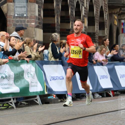 13.09.2026 - 21. swb-Marathon Bremen Strokosch-Dieckow http://msf.ph/oto/10283351 13.09.2026 10:29:34 Ziel 10597, 13517, 13557, 13604, 13510, 13579, 13623 meine-sportfotos.de