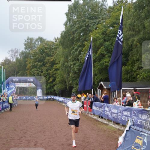 13.09.2026 - Airport Race Dennis Weichert http://msf.ph/oto/10283398 13.09.2026 10:23:11 Ziel 5128, 5282, 5286 meine-sportfotos.de