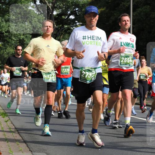 13.09.2026 - 21. swb-Marathon Bremen TobiasT http://msf.ph/oto/10283427 13.09.2026 12:04:54 Laufen 3541, 7379, 323, 2732, 2654 meine-sportfotos.de