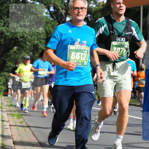 13.09.2026 - 21. swb-Marathon Bremen TobiasT http://msf.ph/oto/10283611 13.09.2026 12:05:36 Laufen 6612, 3075 meine-sportfotos.de