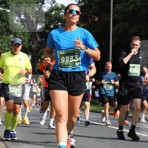 13.09.2026 - 21. swb-Marathon Bremen TobiasT http://msf.ph/oto/10283621 13.09.2026 12:05:39 Laufen 9863, 21, 26, 5085, 6383 meine-sportfotos.de