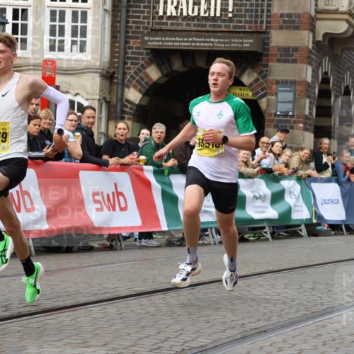 13.09.2026 - 21. swb-Marathon Bremen Strokosch-Dieckow http://msf.ph/oto/10283631 13.09.2026 10:29:53 Ziel 11234, 13510, 13517, 13542, 13557, 13579, 13623 meine-sportfotos.de