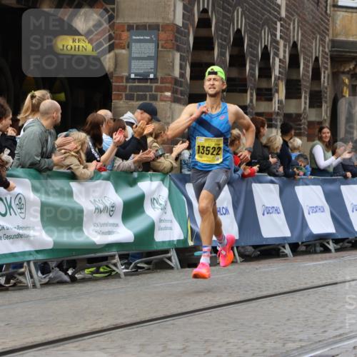 13.09.2026 - 21. swb-Marathon Bremen Strokosch-Dieckow http://msf.ph/oto/10283716 13.09.2026 10:30:26 Ziel 13522, 13561, 12458, 13603 meine-sportfotos.de
