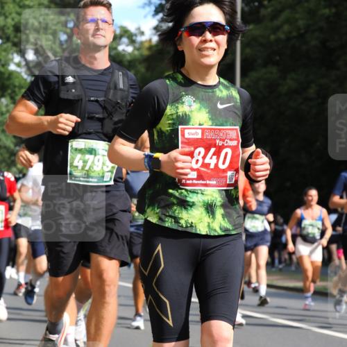 13.09.2026 - 21. swb-Marathon Bremen TobiasT http://msf.ph/oto/10283729 13.09.2026 12:06:15 Laufen 4795, 840, 21, 2026 meine-sportfotos.de