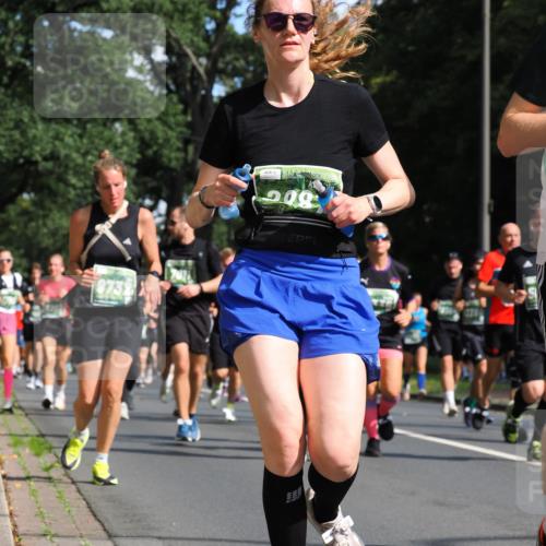 13.09.2026 - 21. swb-Marathon Bremen TobiasT http://msf.ph/oto/10283750 13.09.2026 12:06:19 Laufen 973 meine-sportfotos.de