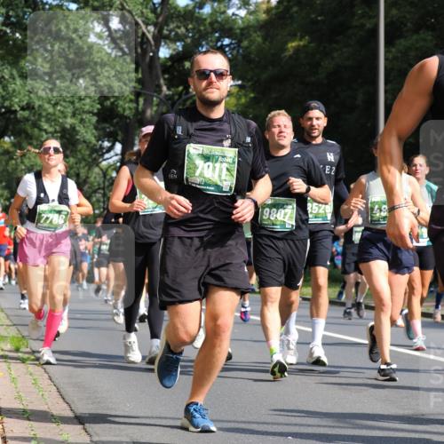13.09.2026 - 21. swb-Marathon Bremen TobiasT http://msf.ph/oto/10283766 13.09.2026 12:06:22 Laufen 7788, 7011, 7311, 3525, 9807 meine-sportfotos.de