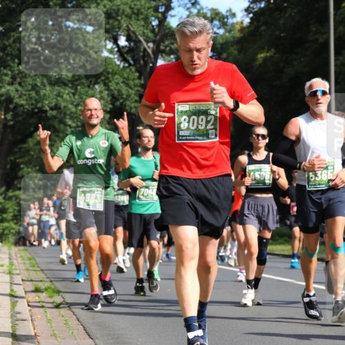 13.09.2026 - 21. swb-Marathon Bremen TobiasT http://msf.ph/oto/10283827 13.09.2026 12:06:40 Laufen 7068, 4983, 8092, 7619, 21, 40, 5365 meine-sportfotos.de