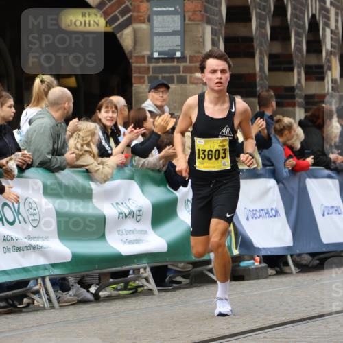 13.09.2026 - 21. swb-Marathon Bremen Strokosch-Dieckow http://msf.ph/oto/10283858 13.09.2026 10:30:44 Ziel 13522, 13569, 13576, 13537, 13554, 13630 meine-sportfotos.de