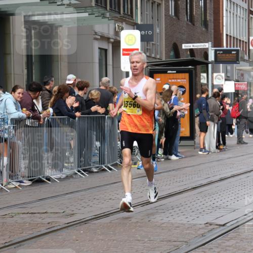 13.09.2026 - 21. swb-Marathon Bremen Strokosch-Dieckow http://msf.ph/oto/10283896 13.09.2026 10:35:02 Ziel 10261, 10262, 10994, 11068, 11176, 11345, 11512, 12289, 13505, 13514, 13540, 13560, 13583, 13590, 13619, 11197, 11964, 12358, 12413, 12540, 13560, 13588, 13601, 13625 meine-sportfotos.de