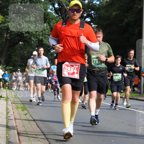 13.09.2026 - 21. swb-Marathon Bremen TobiasT http://msf.ph/oto/10283921 13.09.2026 12:07:04 Laufen 4034, 1984, 767, 5042 meine-sportfotos.de