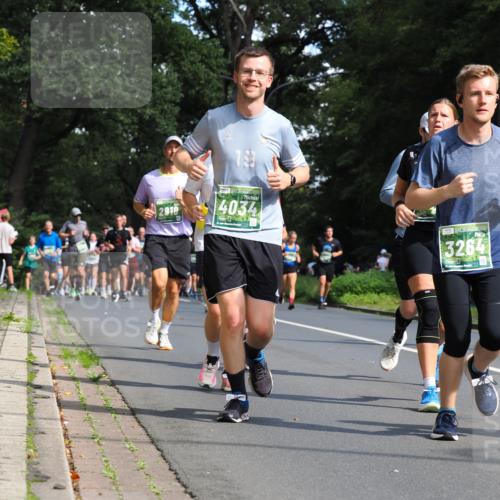13.09.2026 - 21. swb-Marathon Bremen TobiasT http://msf.ph/oto/10283932 13.09.2026 12:07:06 Laufen 2918, 193, 4034, 3264 meine-sportfotos.de