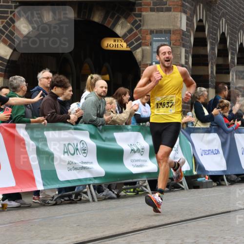13.09.2026 - 21. swb-Marathon Bremen Strokosch-Dieckow http://msf.ph/oto/10283949 13.09.2026 10:31:00 Ziel 12458, 13537, 13603, 13572, 13602 meine-sportfotos.de