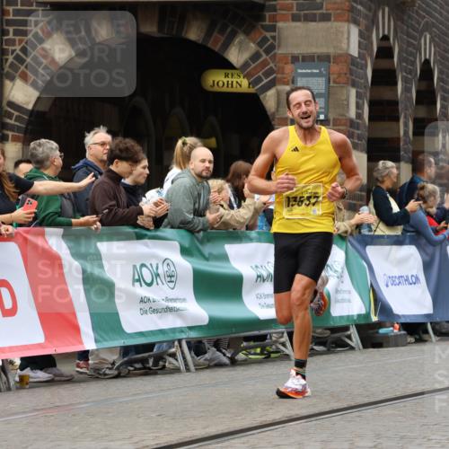 13.09.2026 - 21. swb-Marathon Bremen Strokosch-Dieckow http://msf.ph/oto/10283955 13.09.2026 10:31:00 Ziel 12458, 13537, 13603, 13572, 13602 meine-sportfotos.de