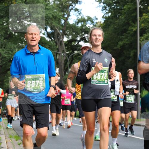13.09.2026 - 21. swb-Marathon Bremen TobiasT http://msf.ph/oto/10283975 13.09.2026 12:07:21 Laufen 8679, 7262, 26, 8678, 7261, 21, 26, 2638 meine-sportfotos.de