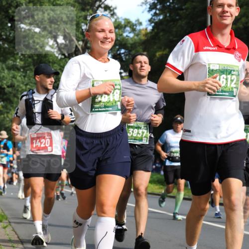 13.09.2026 - 21. swb-Marathon Bremen TobiasT http://msf.ph/oto/10284221 13.09.2026 12:08:18 Laufen 1420, 301, 21, 26, 3837, 612, 26 meine-sportfotos.de
