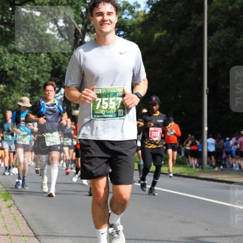 13.09.2026 - 21. swb-Marathon Bremen TobiasT http://msf.ph/oto/10284242 13.09.2026 12:08:21 Laufen 4845, 7557, 21, 26, 1178 meine-sportfotos.de