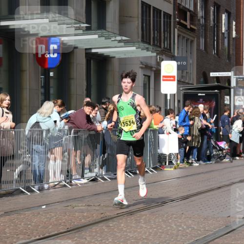 13.09.2026 - 21. swb-Marathon Bremen Strokosch-Dieckow http://msf.ph/oto/10284251 13.09.2026 10:35:54 Ziel 10244, 11067, 12324, 12513, 13534, 13575, 13558 meine-sportfotos.de