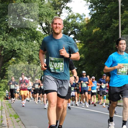 13.09.2026 - 21. swb-Marathon Bremen TobiasT http://msf.ph/oto/10284261 13.09.2026 12:08:29 Laufen 13026, 6415, 4650, 0392 meine-sportfotos.de