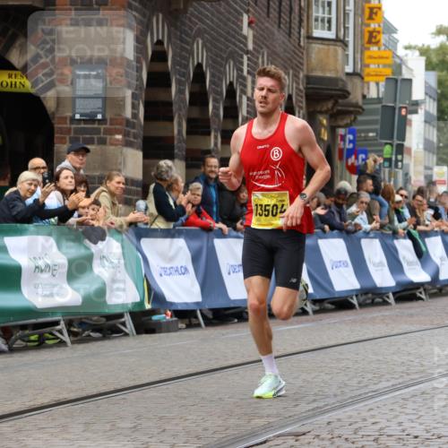 13.09.2026 - 21. swb-Marathon Bremen Strokosch-Dieckow http://msf.ph/oto/10284268 13.09.2026 10:31:43 Ziel 13504, 13571, 12457, 13533, 13536, 13573, 13618 meine-sportfotos.de